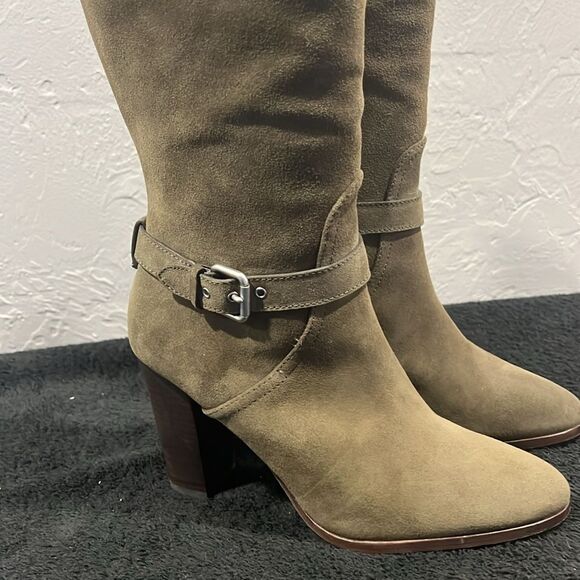 🔥 COACH Beverly Boots Mid Calf Suede Leather 3” Heel Olive Green Sz 8.5B - EUC - Picture 2 of 11